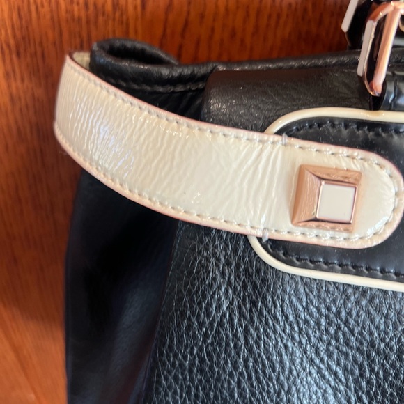 L.A.M.B. Donington Kaye Leather Bag in Deco Colorway #371 - Picture 4 of 16